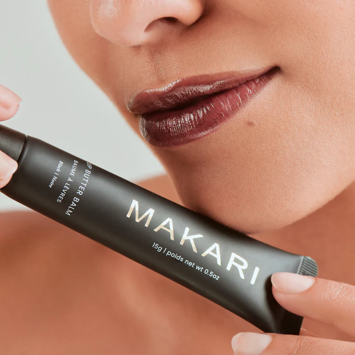 lip_black2_2.jpg.webp